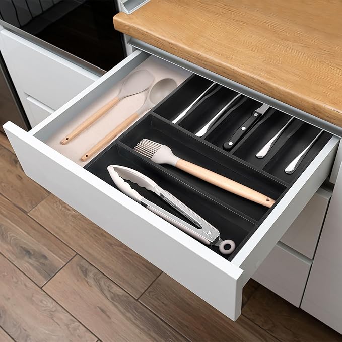 Kitchen Bamboo Silverware Organizer, Kitchen Drawer Organizer - Utensil Holder and Cutlery Tray with Grooved Drawer Dividers for Flatware 7 Slot, Black