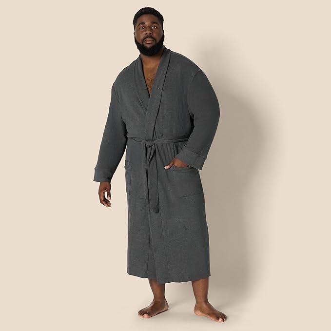 Amazon Essentials Men's Lightweight Waffle Bathrobe (Available in Big & Tall)