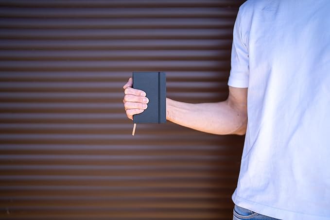 Moleskine Art Plus Watercolor Album, Pocket, Black, Hard Cover (3.5 x 5.5)
