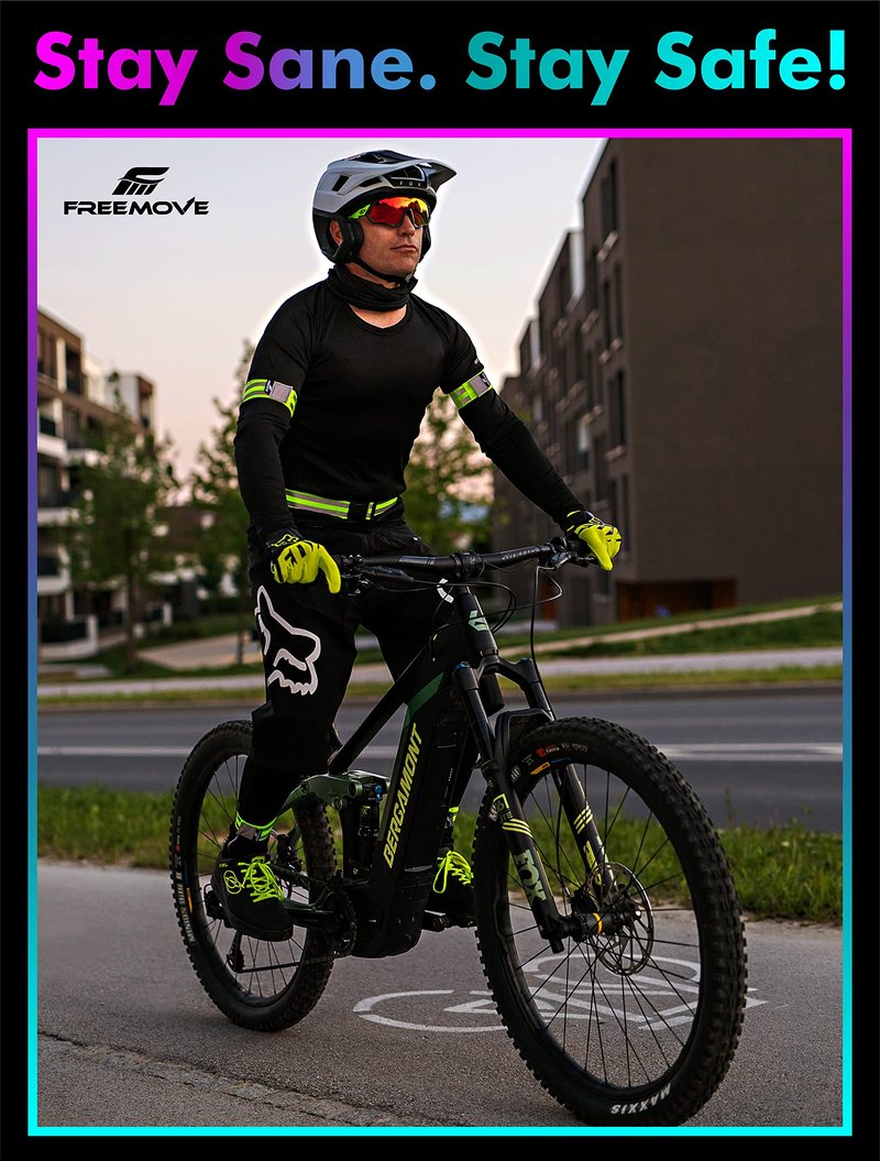 FREEMOVE Reflective Running Gear - a Pack with Adjustable Runners Waist Belt + 4 Arm/Wrist Bands for Men and Women - Stay Safe Day or Night When Dog Walking, Running, Cycling, Jogging, Biking, MTB