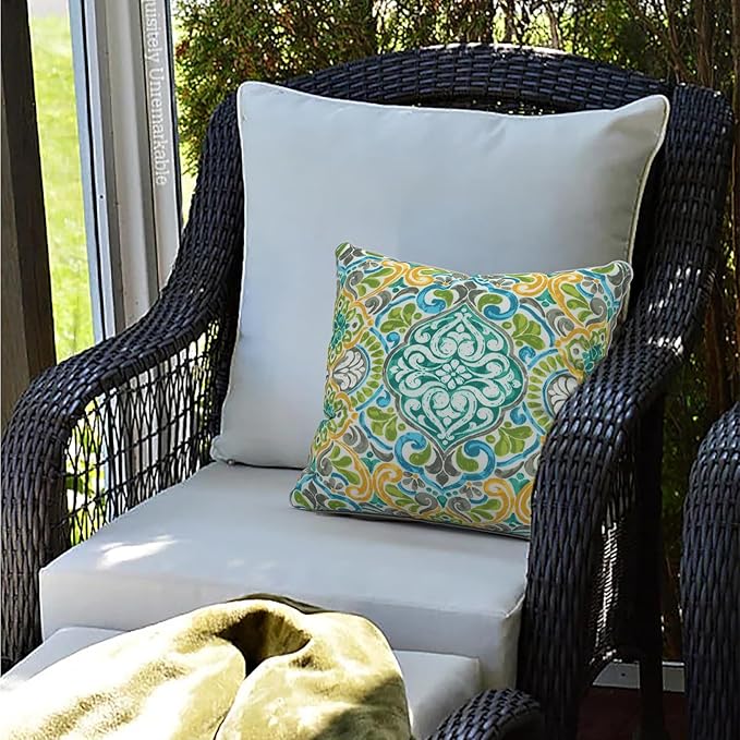 LVTXIII Outdoor/Indoor Throw Pillows, Decorative Patio Accent Pillows, Fluffy Water Repellent Garden Cushions for Home Patio Coach Sofa Use, 16×16 Inch, Pack of 2, Damask Green