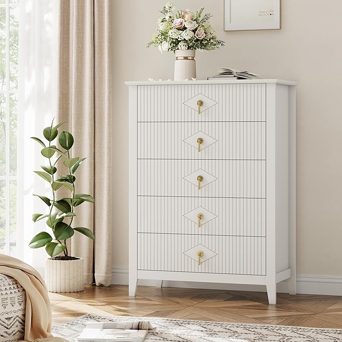 GarveeHome Fluted Dresser for Bedroom, 42.9" Tall 5-Drawer Wood Dresser, Modern Chest of Drawers, Storage Organizer Cabinet for Living Room, Hallway, Entryway, White