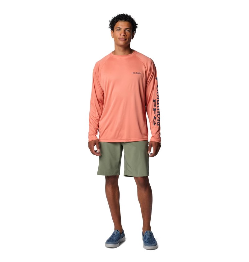 Columbia Men's Terminal Tackle Long Sleeve Shirt, Faded Peach/Collegiate Navy Logo, Small