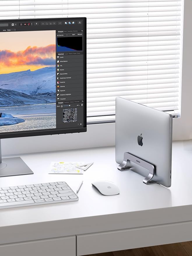 UGREEN Vertical Laptop Stand Bundle