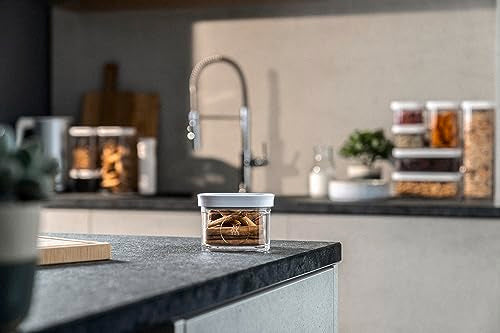ZWILLING FRESH & SAVE CUBE Box, size S, modular & stackable container, airtight & vacuumable storage, dishwasher friendly, transparent - size: Small