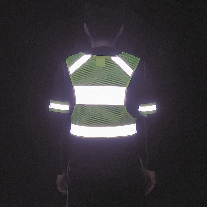 IDOU Reflective Vest Safety Running Gear - High Visibility Vest with Pocket for Running, Biking, Walking, Women & Men/D/M1