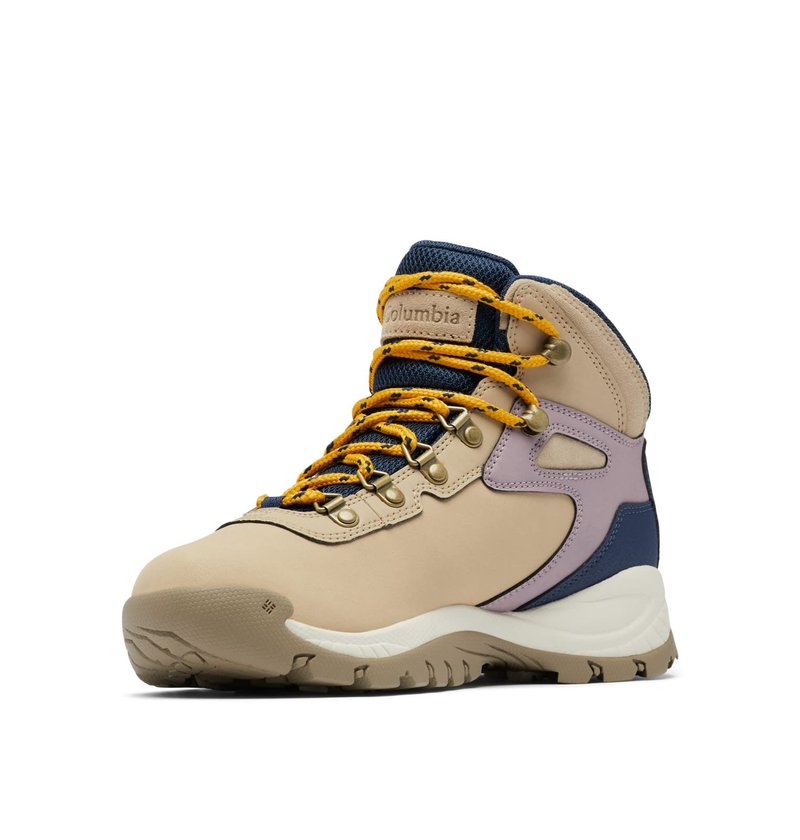 Columbia Women's Newton Ridge Plus, Ancient Fossil/Shale Mauve, 5.5