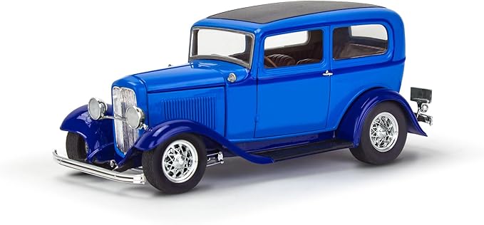 Revell 14553 '32 Ford Tudor Sedan 2'N1 1:25 Scale 188-Piece Skill Level 4 Model Building Kit