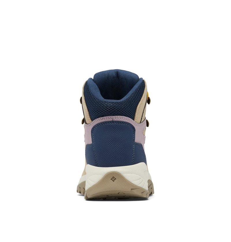 Columbia Women's Newton Ridge Plus, Ancient Fossil/Shale Mauve, 5.5