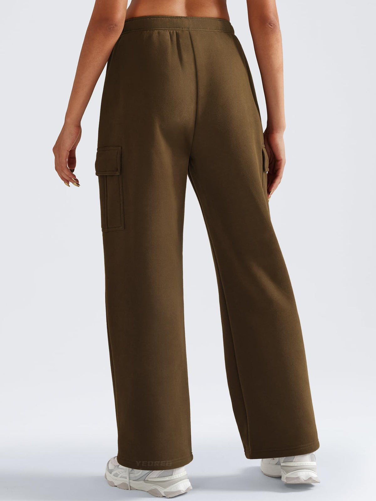 YEOREO Sweatpants Womens Cargo Pants Fleece Lined Wide Leg Joggers Baggy Drawstring Nairi Sweat Pants with Pockets Coffee M