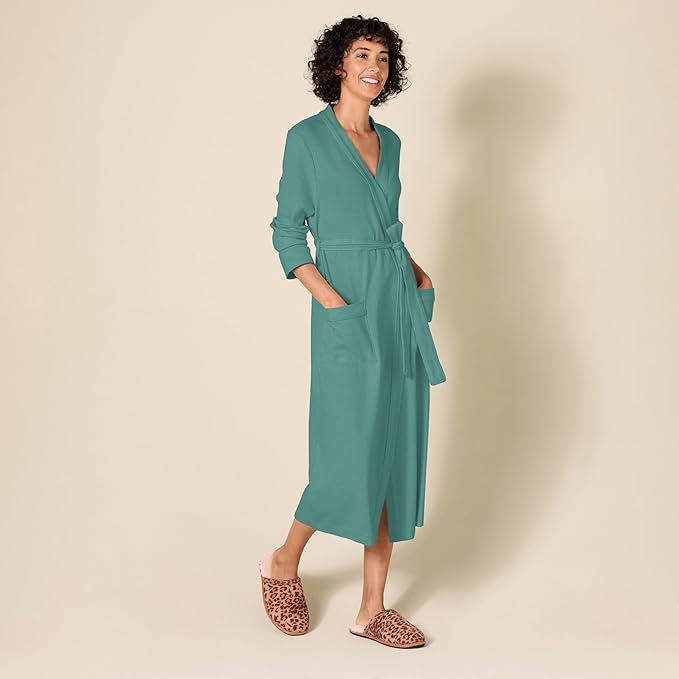 Amazon Essentials Women's Lightweight Waffle Full-Length Robe (Available in Plus Size)
