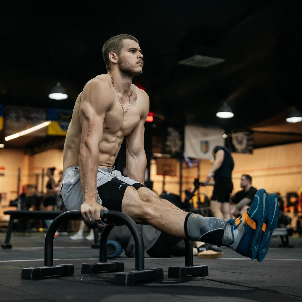 Barbell UP Liquid Chalk - Gym Chalk for Weightlifting, Powerlifting, Gymnastic Chalk for Rock Climbing and Lifting (50ml)