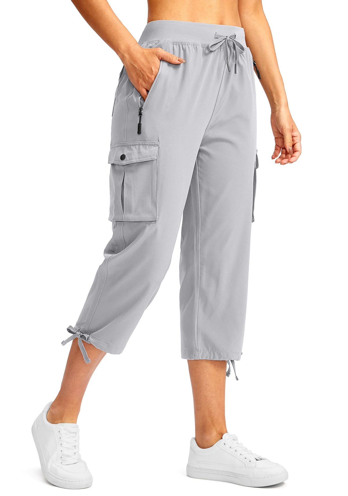Soothfeel Women's Cargo Capris Pants with 6 Pockets Lightweight Quick Dry Travel Hiking Summer Pants for Women Casual (Bright Grey, 4XL)