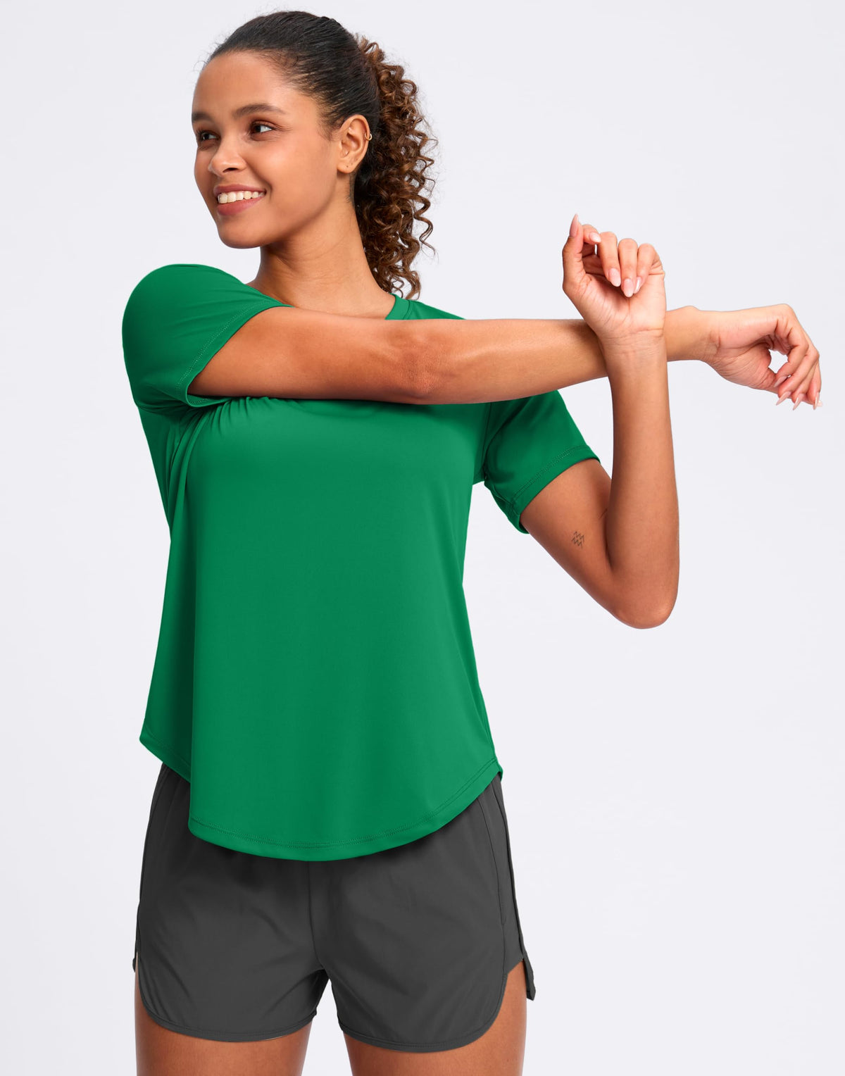 Womens Workout Shirts V-Neck Short Sleeve UPF 50+ Sun Shirt Moisture Wicking Dry Fit Top for Gym, Running, Athletic (Green, L)