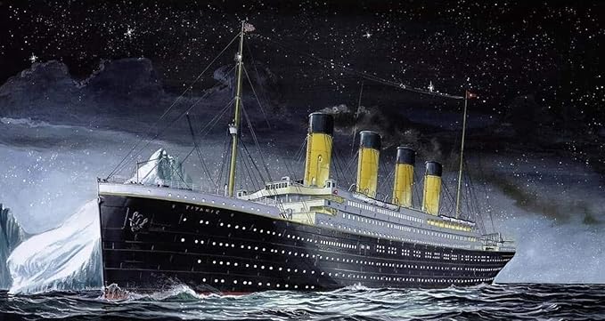 Revell 05804 22.3 cm R.M.S. Titanic Model Kit
