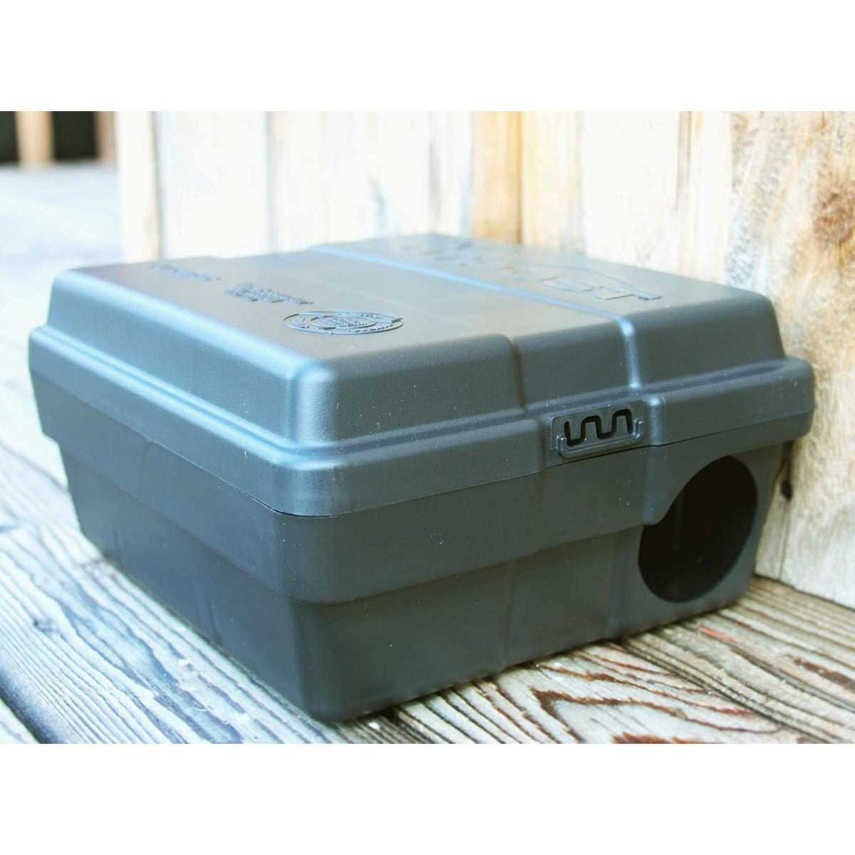Outpost Rat Bait Station | Single Station Targets Small Mice Up to Large Rats | Position Horizontal or Vertical | Made in USA