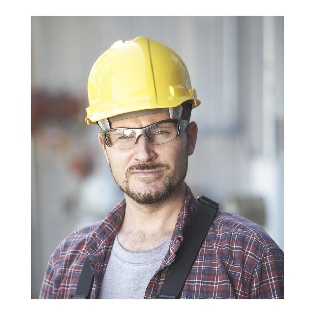3M Non-Vented Hard Hat with Ratchet Adjustment, Medium, Yellow