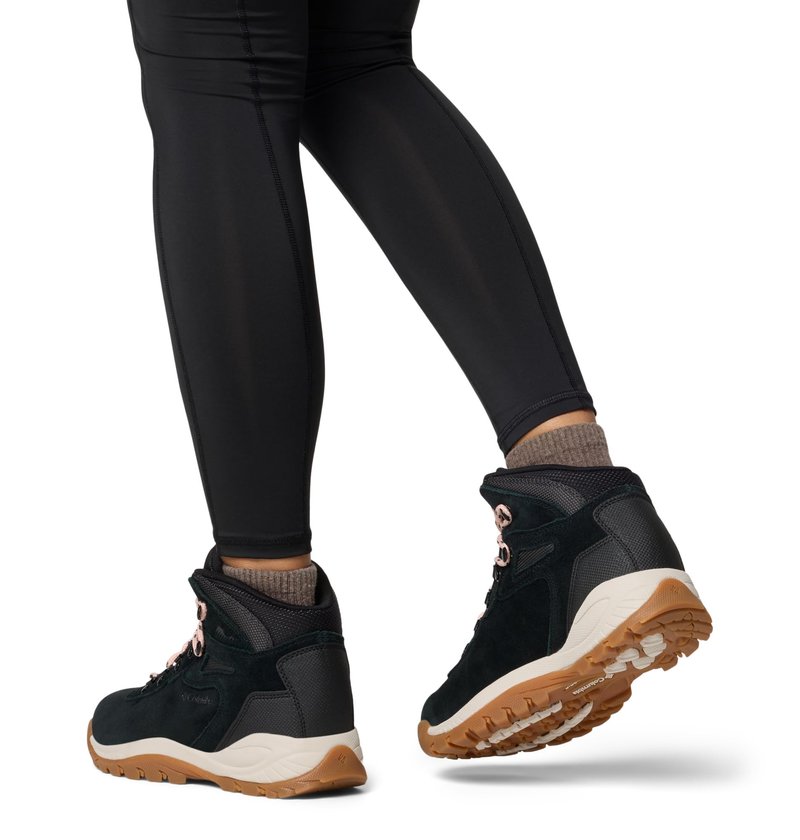 Columbia Womens Newton Ridge Plus Waterproof Amped, Black/Blush Rose, 9 Wide