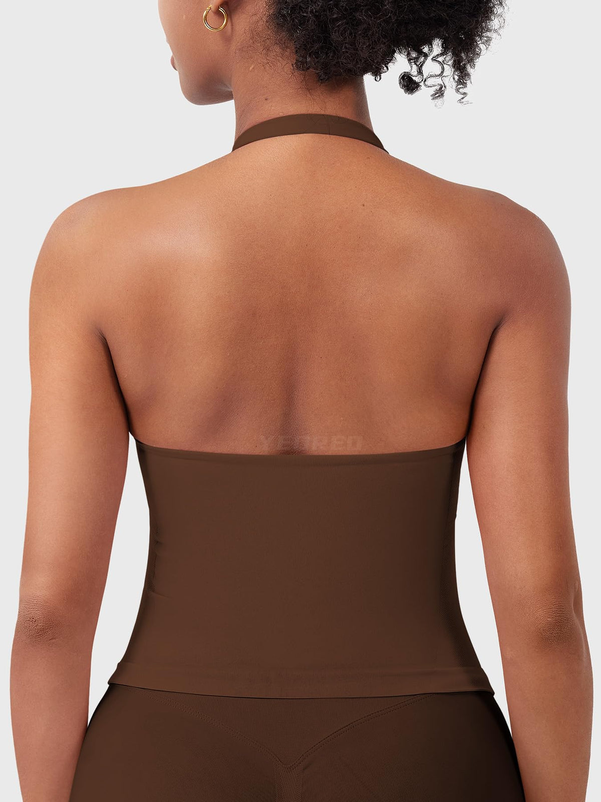 YEOREO SoftHue Women's Impact Halter Tank Top Longline Backless Scoop Neck Built-in Bra Sports Workout Gym Crop Top Deep Brown L