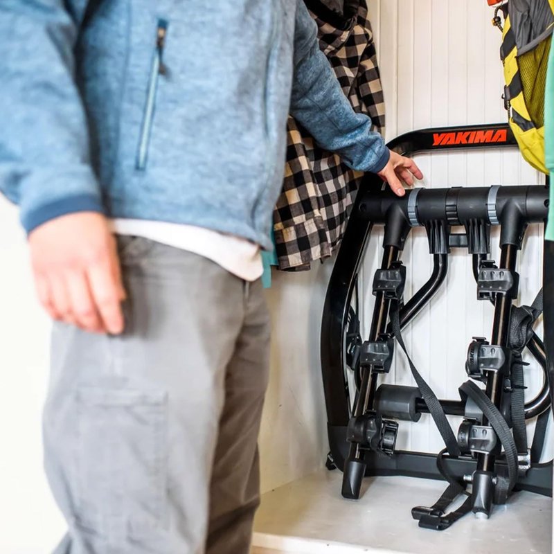 Yakima Fullback 2 Bike Capacity Trunk Bike Strap Rack with 4 Strap Attachment, SuperCrush ZipStrips, Bomber External Frame, and Bottle Opener, Black