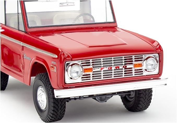 Revell 14544 Ford Bronco Half Cab 1:25 Scale 140-Piece Skill Level 5 Model Building Kit