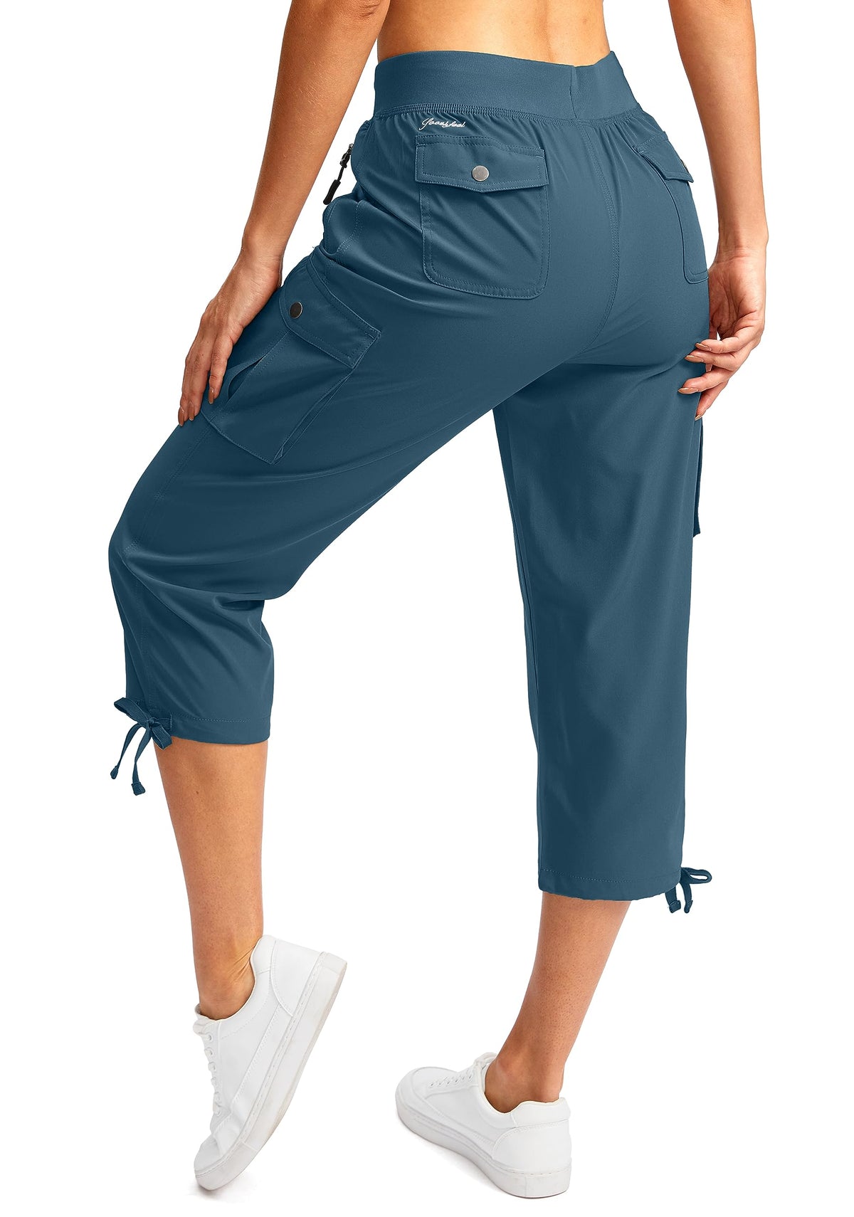 Soothfeel Women's Cargo Capris Pants with 6 Pockets Lightweight Quick Dry Travel Hiking Summer Pants for Women Casual (Blue Grey, M)