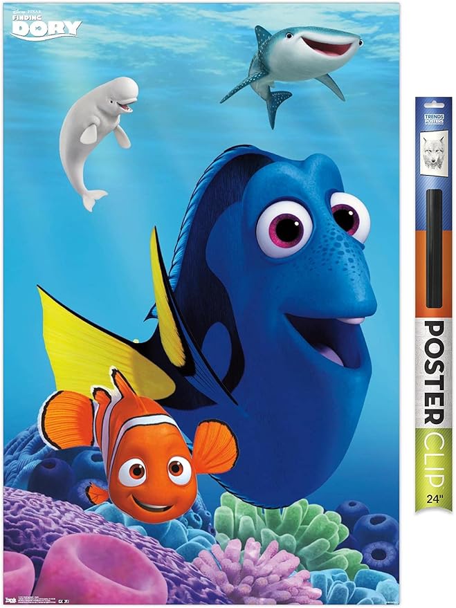 Trends International Disney Pixar Finding Dory - Dory Wall Poster, 22.375" x 34", Premium Poster & Clip Bundle