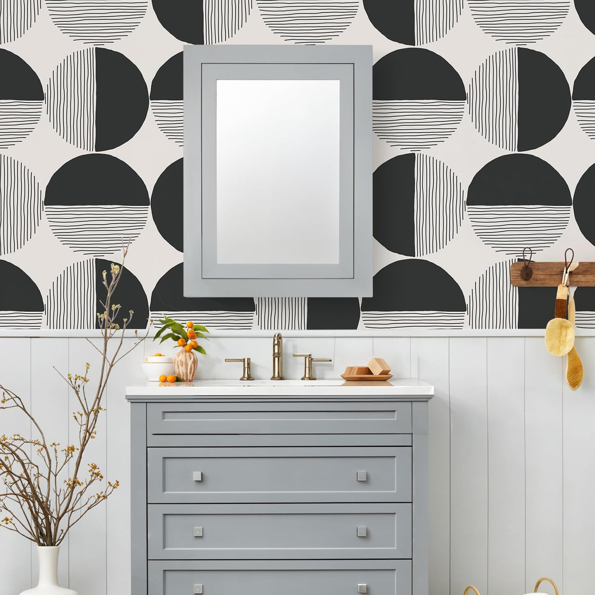 VEELIKE Abstract Circle Geometric Peel and Stick Wallpaper Modern Black Mid Century Wallpaper for Bedroom 17.7''x118'' Self Adhesive Geometric Wall Paper Removable Contact Paper for Cabinets Walls