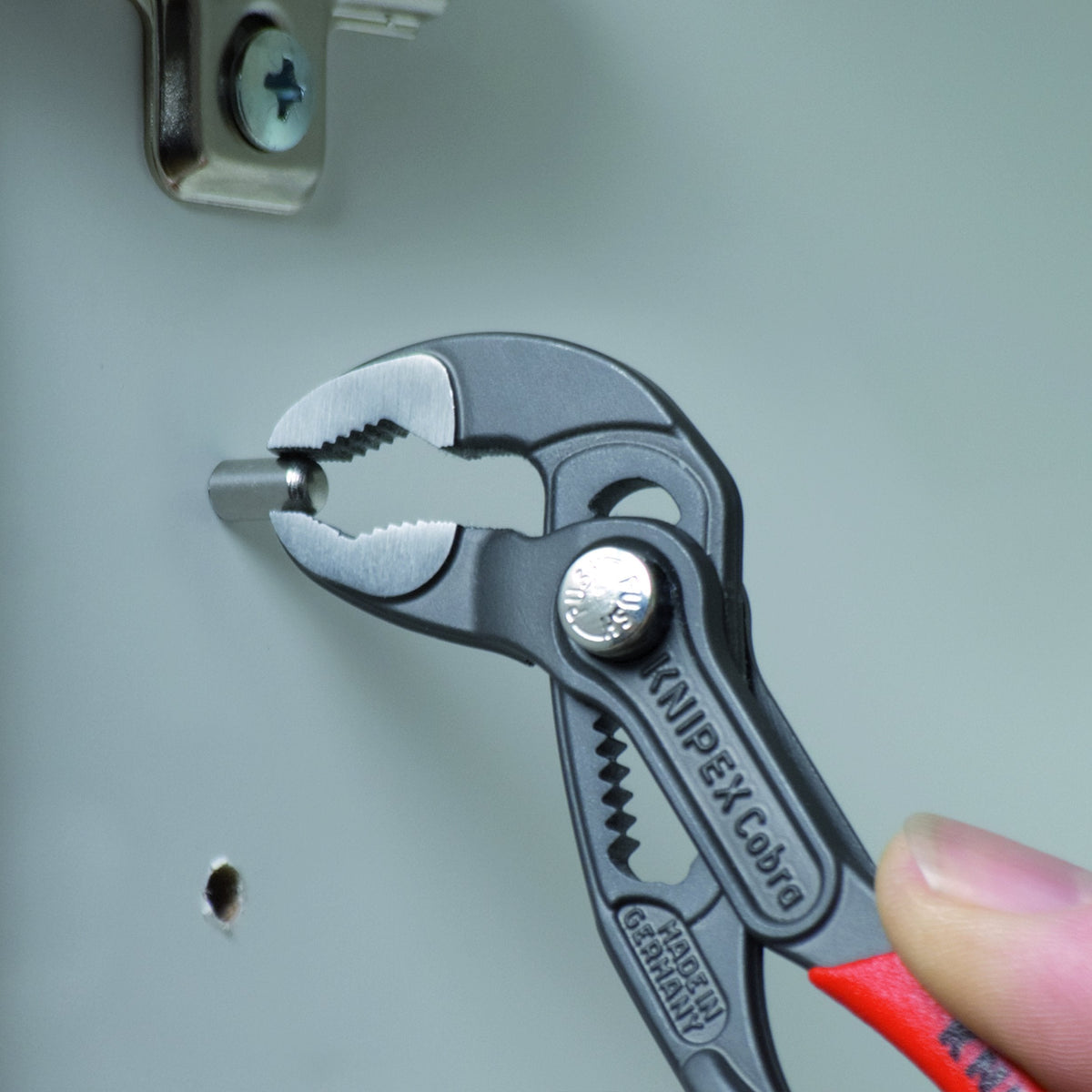 KNIPEX 87 01 125 Cobra Water Pump Pliers, 5-Inch
