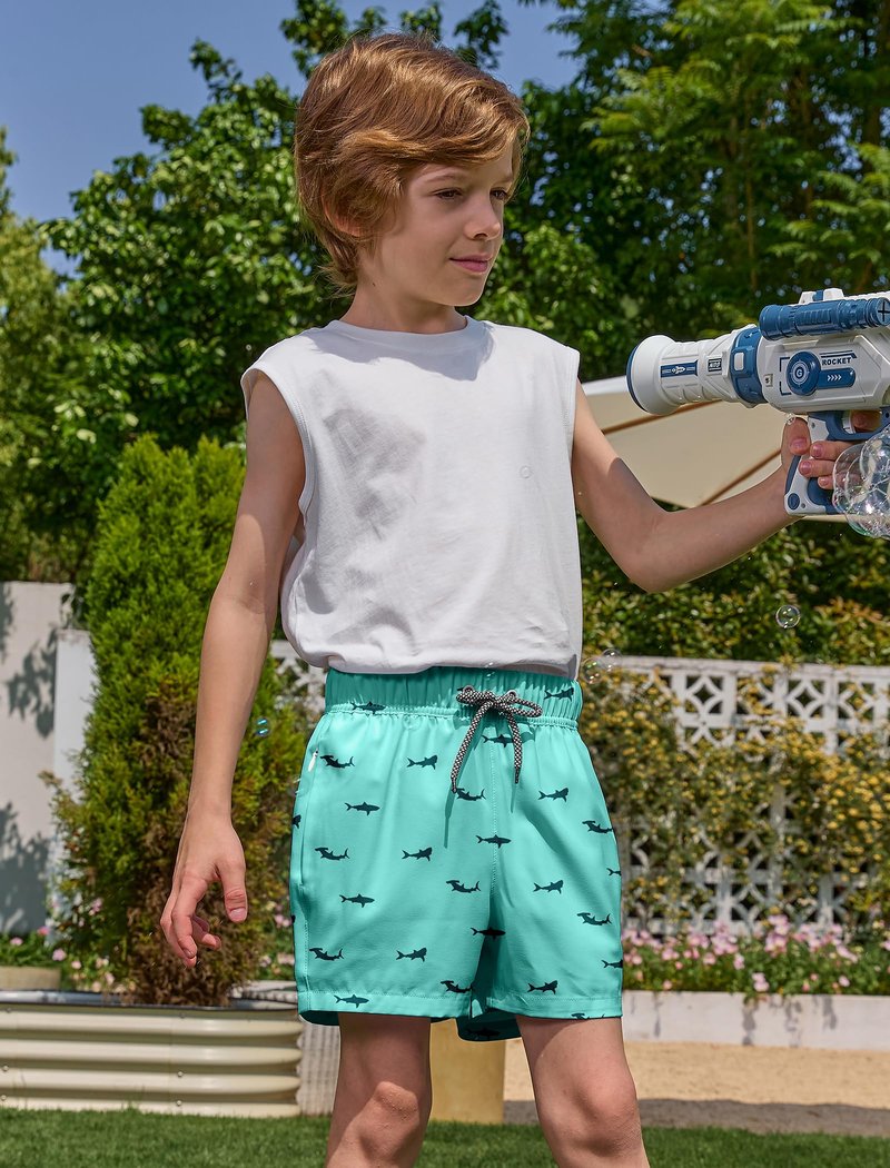 APTRO 2 in 1 Boy's Swim Trunks Quick Dry Kids Bathing Suits with Zipper Pockets Board Shorts G02-Green Fish 10-12