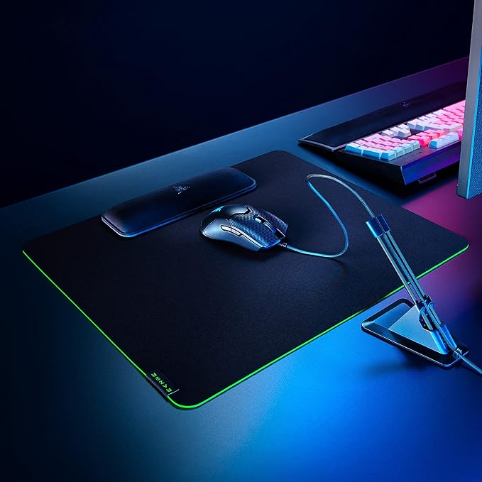 Razer Ergonomic Wrist Rest for Gaming Mice: Anti-Slip Rubber Base - Angled Incline - Classic Black