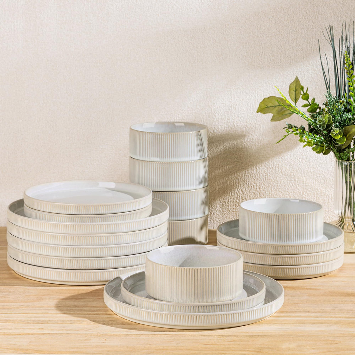 TheTerra Ceramic Dinnerware Set for 4, 12-Piece Plates and Bowls Set
