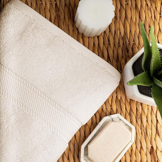 Superior Egyptian Cotton Pile Bath Towel Set of 2, Ultra Soft Luxury Towels, Thick Plush Essentials, Absorbent Heavyweight, Guest Bath, Hotel, Spa, Home Bathroom, Shower Basics, Cream