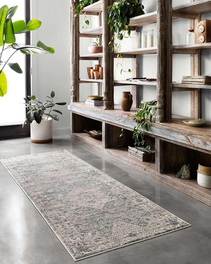 Loloi Teagan Collection TEA-04 Sky/Natural 5'-3" x 7'-6" Area Rug, Large, Soft Neutral Rug, High-Traffic for Living Room, Bedroom, Home Office, Dining Area