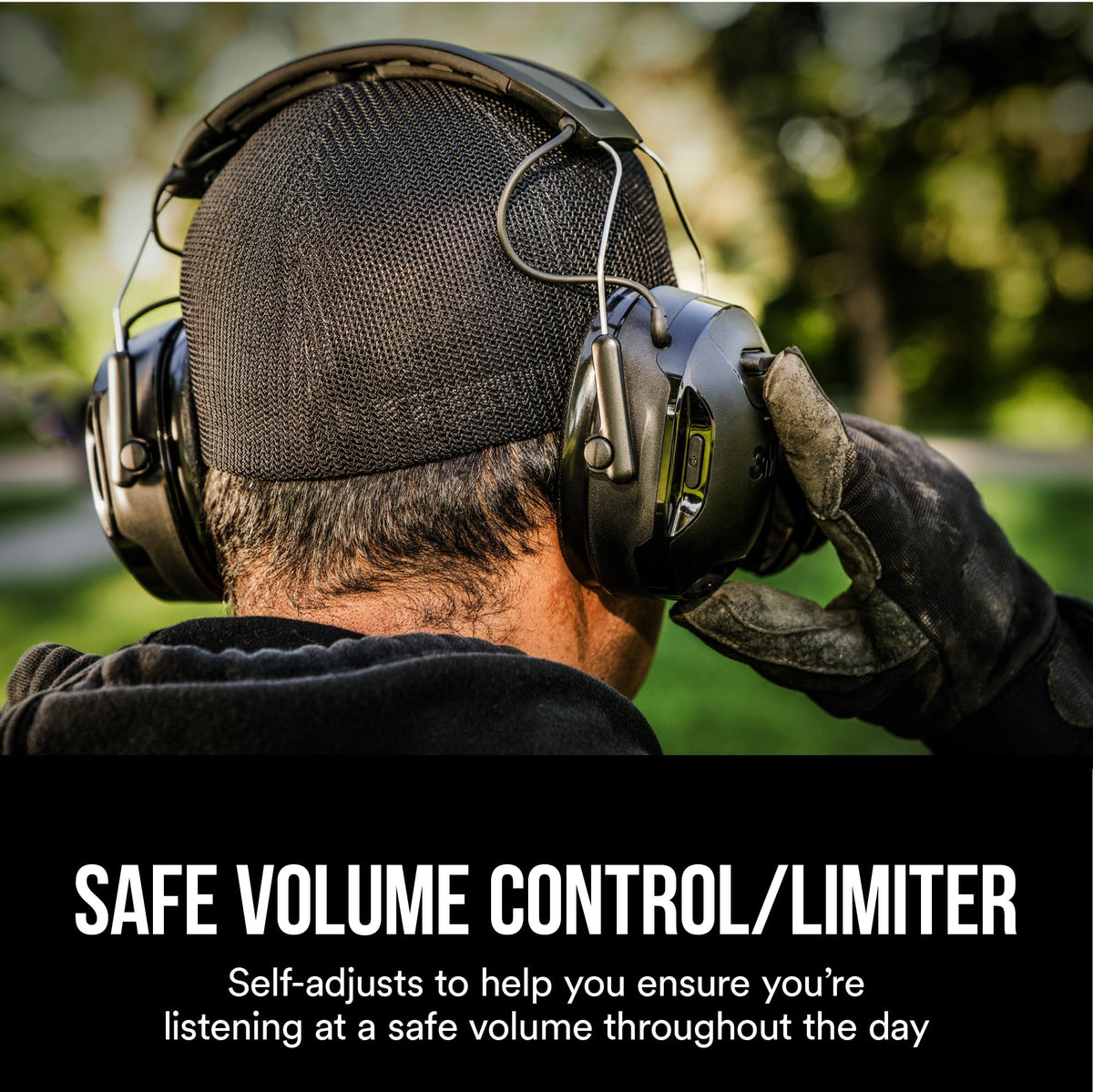 3M WorkTunes Connect + Solar Wireless Hearing Protector with Bluetooth Technology, Bluetooth Hearing Protection with a 26 dB Noise Reduction Rating