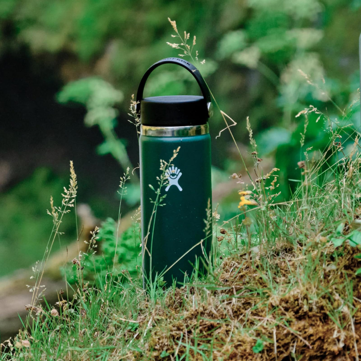 Hydro Flask Water Bottle - Insulated Stainless Steel - Wide Mouth Flex Lid, Non Spill, Leakproof and Refillable in 40 Oz Pacific
