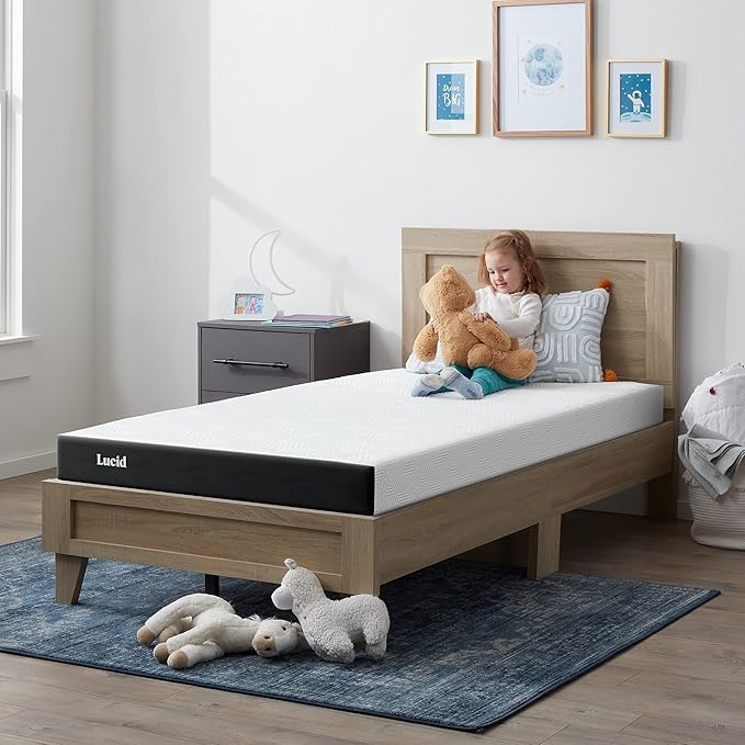 Lucid 5 Inch Gel Memory Foam Mattress - Firm Feel - Gel Infusion - Memory Foam Infused with Bamboo Charcoal - Breathable Cover - Queen