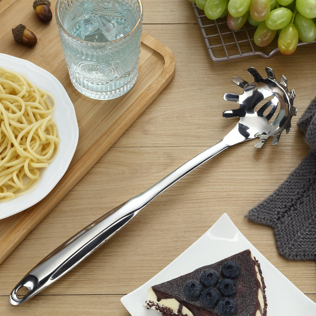 Pleafind Spaghetti Spoon and Spaghetti Tong 2-Piece Set, 13-Inch Non-Stick Spaghetti Fork and 11.4-Inch Kitchen Tong, Easy Storage and Cleanup, Ergonomic Design, Stainless Steel