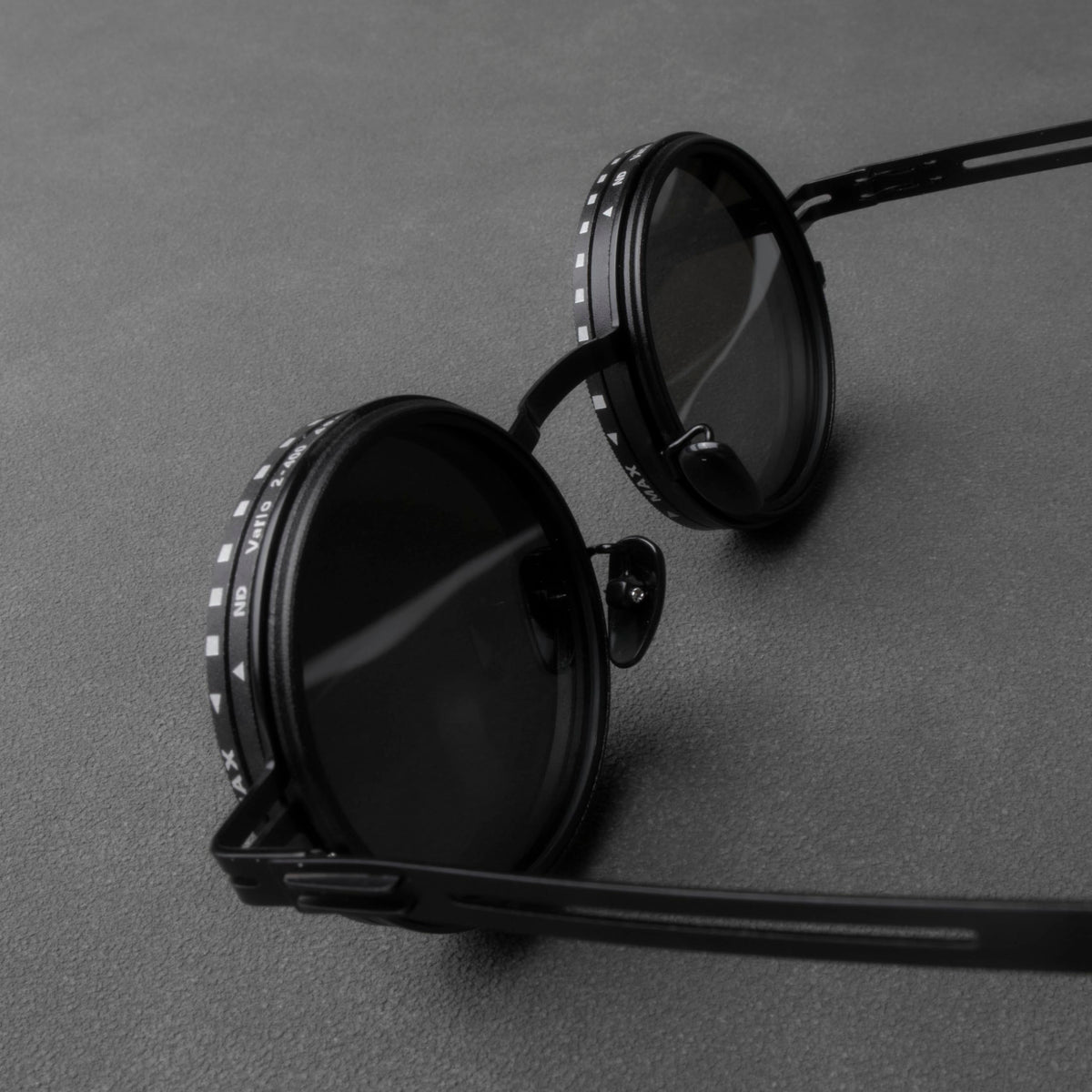 Adjustable Tint Sunglasses, 1-9 Gears Steampunk Retro Metal Round Polarized Glasses with ND Filter Lenses