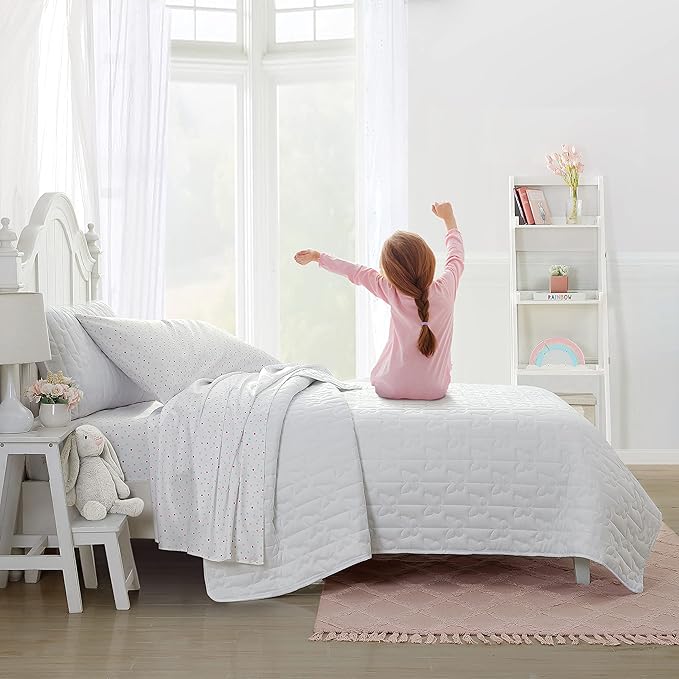 Laura Ashley Kids - Queen Sheet Set, Soft & Wrinkle-Resistant Toddler Bedding Set, Fun & Whimsical Bedroom Decor, Ideal Girl Room Essentials, Bed Sheets with Matching Pillowcases (Confetti Pink)