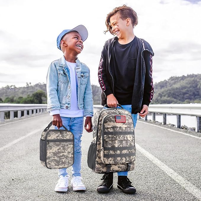 School Backpack for Boys - Camouflage Boys Backpack for Kids Teens Elementary Middle School - 4pcs Camo Students Bookbag with Lunch Box and Pencil Case & Key-chain,18″ Bookbag with Usb Charging Port