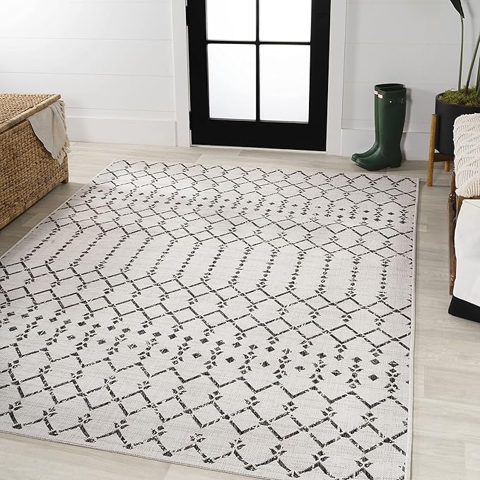 JONATHAN Y Moroccan Geometric Indoor Outdoor Area Rug 4X6 Cream/Black, Ourika Textured Weave for Backyard, Patio, Porch, Easy-Cleaning, High Traffic, Pet-Friendly, Non-Shedding (SMB108I-4)