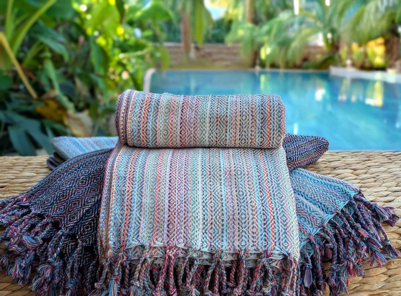 Refinery No. 1 Oversized Turkish Beach Towel – Quick Dry Sandproof Beach Blanket & Picnic Blanket – Lightweight Turkish Bath Towels, Yoga & Camping Towel – Beach Towels Swim Towel (Gray