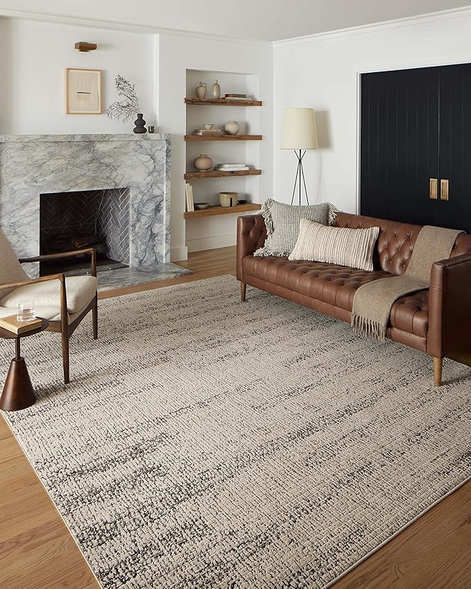 Loloi Darby Collection DAR-02 Oatmeal/Charcoal 2'-7" x 4' Accent Rug