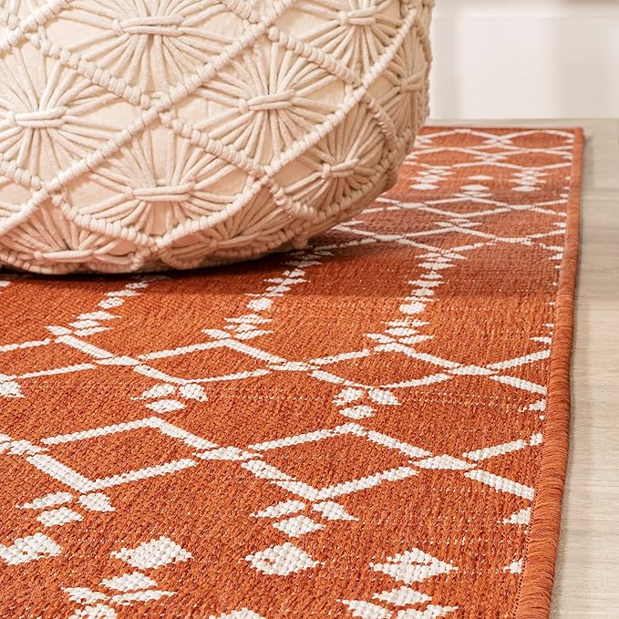 JONATHAN Y SMB108P-5SQ Ourika Moroccan Geometric Textured Weave Indoor Outdoor Area Rug, Bohemian Rustic Scandinavian Easy Cleaning,Bedroom,Kitchen,Backyard,Patio, Orange/Cream, 5' Square