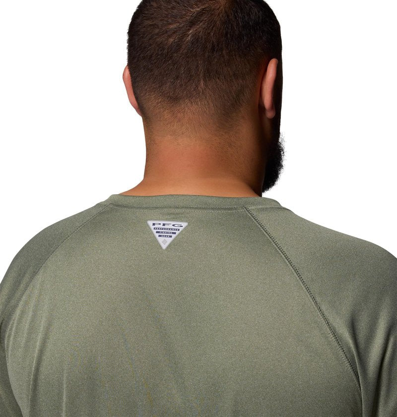 Columbia Men's PFG Terminal Tackle Long Sleeve Fishing Shirt, Cypress Heather/Carbon Logo, 6X