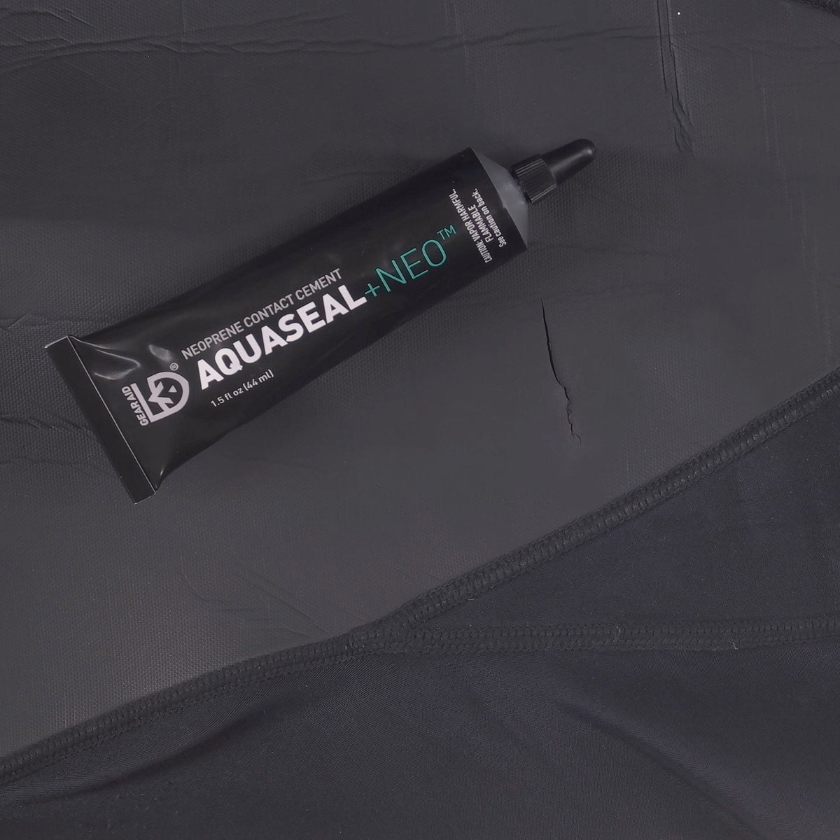 GEAR AID Aquaseal NEO Contact Cement for Neoprene and Wetsuit Repair, 1.5 fl oz, Black (14110)