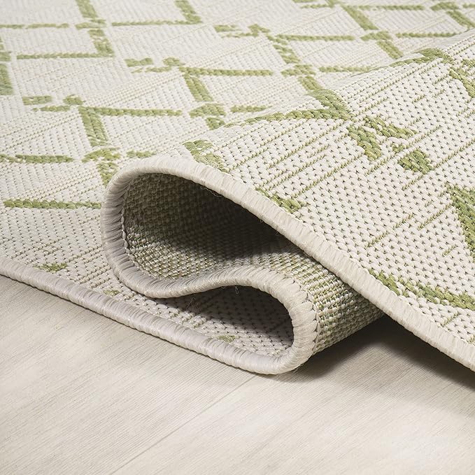 JONATHAN Y SMB108M-5R Ourika Moroccan Geometric Textured Weave Indoor Outdoor Area Rug, Coastal,Traditional,Transitional Easy Clean,Bedroom,Kitchen,Backyard,Patio, Non-Shed, Cream/Green, 5' Round