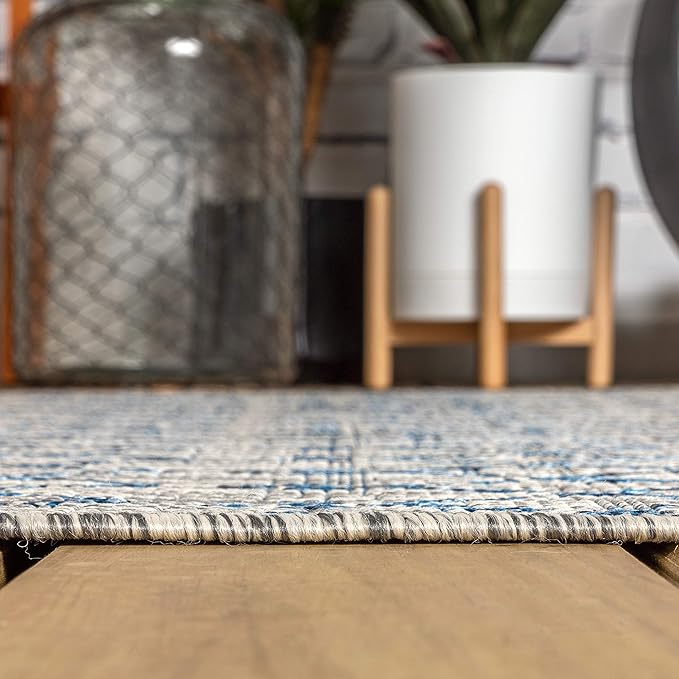 JONATHAN Y SMB108A-6SQ Ourika Moroccan Geometric Textured Weave Indoor/Outdoor Area Rug, Bohemian, Scandinavian for Bedroom, Kitchen, Living Room, Easy-Cleaning, Light Gray/Navy, 6' Square