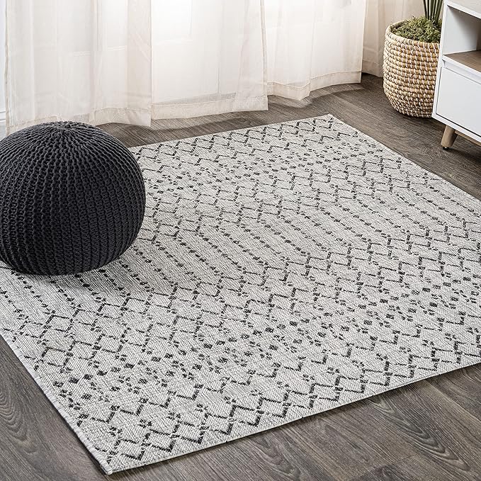 JONATHAN Y SMB108E-5SQ Ourika Moroccan Geometric Textured Weave Indoor Outdoor Area Rug, Bohemian, Rustic, Scandinavian Easy Clean,Bedroom,Kitchen,Backyard,Patio,Non-Shed, Light Gray/Black, 5' Square
